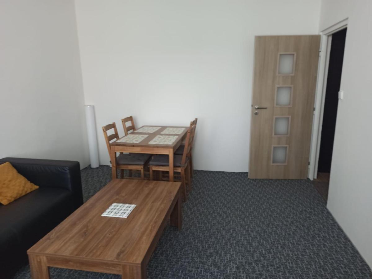 U Klinovce Apartment *
